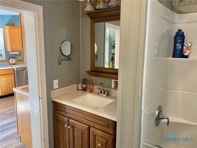 228 N Perry St, Woodville, OH 43469 - photo 7