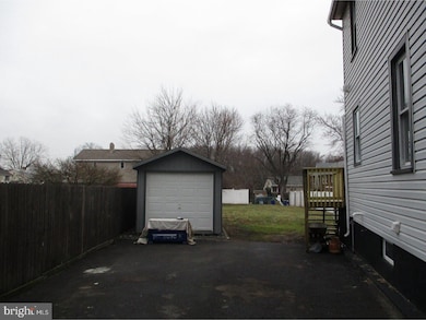 1505 Market St, Gloucester City, NJ 08030 - photo 3