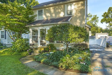 3749 Drummond Rd, Toledo, OH 43613 - photo 2