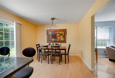 5506 Tanglewood Ln, Allentown, PA 18106 - photo 4