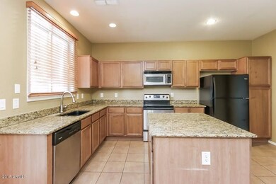 005-Kitchen-2225931-small