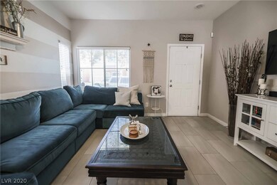 6075 Sombria Ridge Ave, Las Vegas, NV 89139 - photo 4