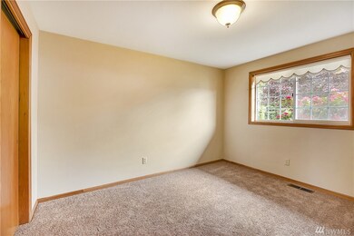 519 Brook Way, Lynden, WA 98264 - photo 2