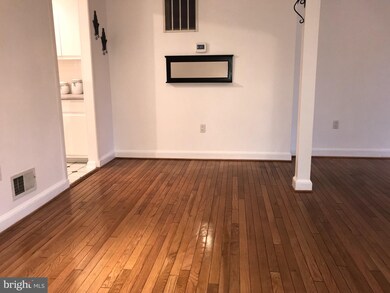 15754 Millbrook Ln, Laurel, MD 20707 - photo 4