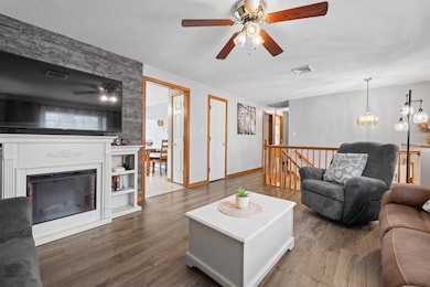 359 Baldwin Ave, Meriden, CT 06450 - photo 7