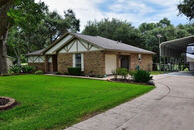 143 Red River Rd, Bay City, TX 77414 - photo 2