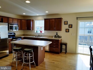 10 Vista Cir, Lemoyne, PA 17043 - photo 4