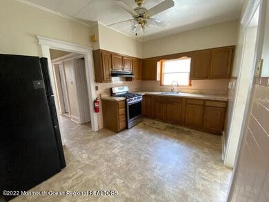 448 Erico Ave unit 2R, Elizabeth, NJ 07202 - photo 3