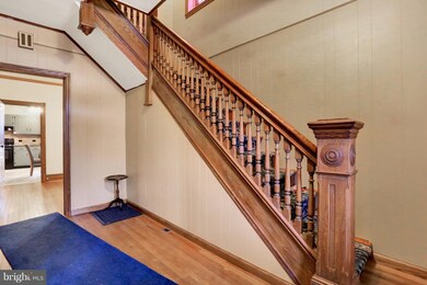 24 W 4th St, Waynesboro, PA 17268 - photo 2