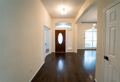 9126 Newburgh Dr, Houston, TX 77095 - photo 3