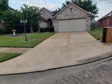 8847 Catawissa Dr, Houston, TX 77095 - photo 2
