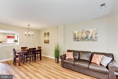 42795 Pilgrim Square, Chantilly, VA 20152 - photo 6