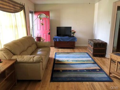 1629 Primrose Ln, Bethlehem, PA 18018 - photo 7