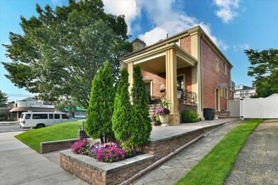 80-03 192nd St, Hollis, NY 11423 - photo 3