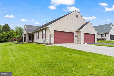 3261 Falcon Ln unit 17A, Dover, PA 17315 - photo 2