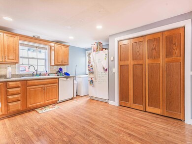 458 Vermont St, Wabash, IN 46992 - photo 6