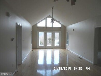 156 Cavalier Dr, Harpers Ferry, WV 25425 - photo 4