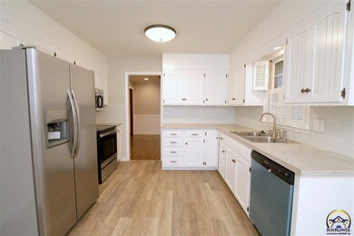 3311 SW Jardine Ct, Topeka, KS 66611 - photo 3