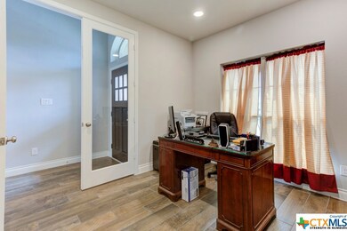 109 Lacey Oak Loop, San Marcos, TX 78666 - photo 4