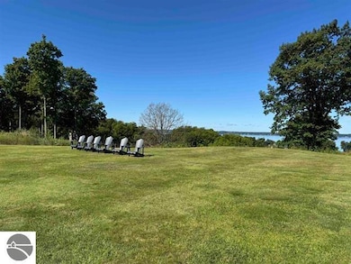 4855 Prestwick Ct, Williamsburg, MI 49690 - photo 4