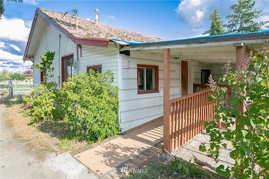 213 Stevens Ave NW, Yelm, WA 98597 - photo 6