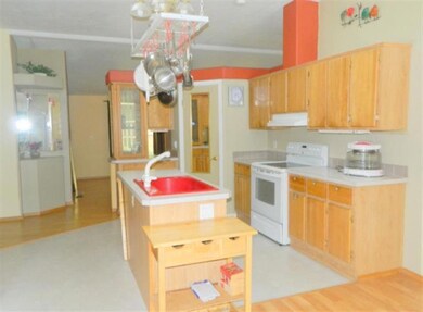 222 Gary Ln, Merlin, OR 97532 - photo 6