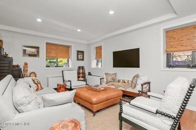 11 Lafayette Ct Unit 1b-large-005-007-00
