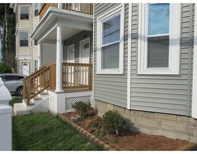 524 S Union St unit 526, Lawrence, MA 01843 - photo 4