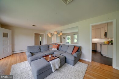 7928 James Ave, Ellicott City, MD 21043 - photo 4