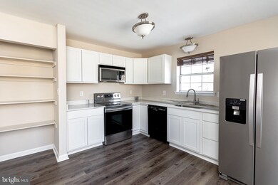 1303 Spruce St, Shady Side, MD 20764 - photo 2