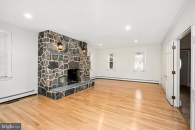 340 Plainsboro Rd, Plainsboro, NJ 08536 - photo 5