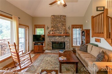 320 Creekside Way unit A302, Burnsville, NC 28714 - photo 6