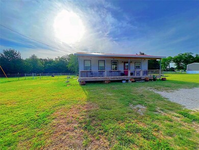 150 Graydon Rd, Whitesboro, TX 76273 - photo 4