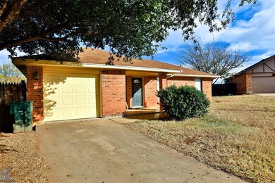 7926 Bonnie Cir, Abilene, TX 79606 - photo 2