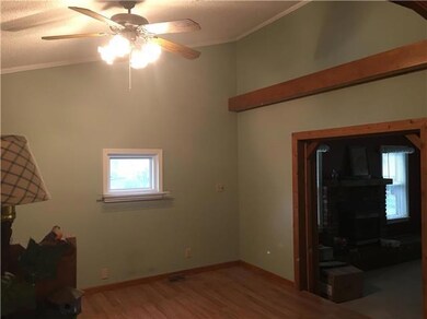 5804 Garnett St, Shawnee, KS 66203 - photo 7