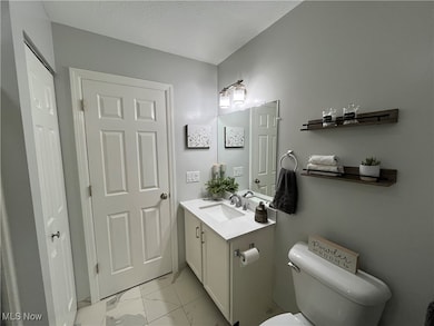 3510 E Prescott Cir, Cuyahoga Falls, OH 44223 - photo 3