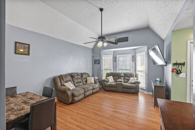 105 Todd Ct, Portland, TN 37148 - photo 3