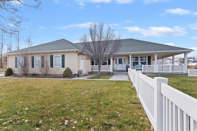 13064 S Lazy Creek Rd, Herriman, UT 84096 - photo 2