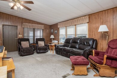 76 Donald Dr, Goffstown, NH 03045 - photo 6