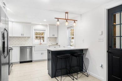 47 Mowry St, Mendon, MA 01756 - photo 7