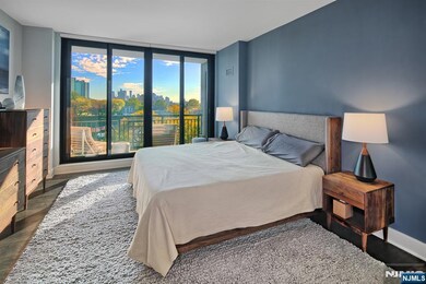 1025 Maxwell Ln unit 1104, Hoboken, NJ 07030 - photo 7