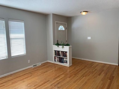 2921 Meadow Ln, West Des Moines, IA 50265 - photo 2