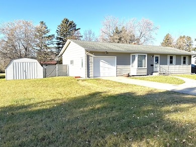 813 Eaton Ave N, Fosston, MN 56542 - photo 2