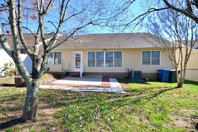 413 Hidden Creek Cir unit 112, Salisbury, NC 28147 - photo 6