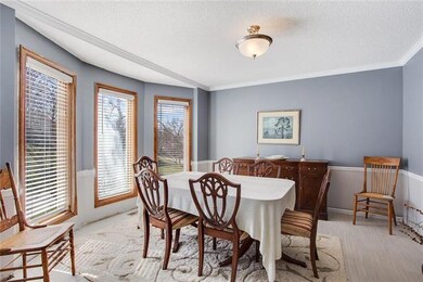 Dining room.