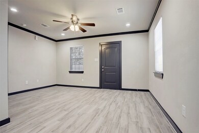 4606 Denmark St, Houston, TX 77016 - photo 4