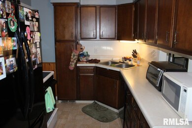 2020 44th St, Rock Island, IL 61201 - photo 2