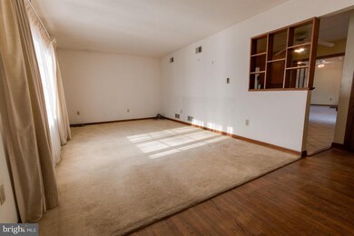 27 Walnut Dr, Ephrata, PA 17522 - photo 3