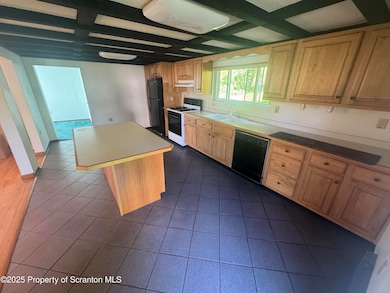 798 Coxton Rd, Duryea, PA 18642 - photo 7