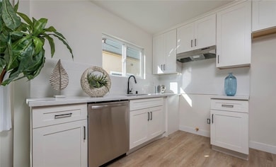 1435 W 53rd St, Los Angeles, CA 90062 - photo 4